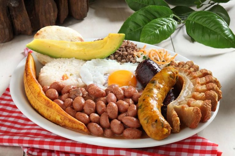 Bandeja Paisa - DiCCOL